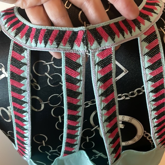 Jessica Simpson Mint Green halter type Aztec accents Size Large - Picture 5 of 6